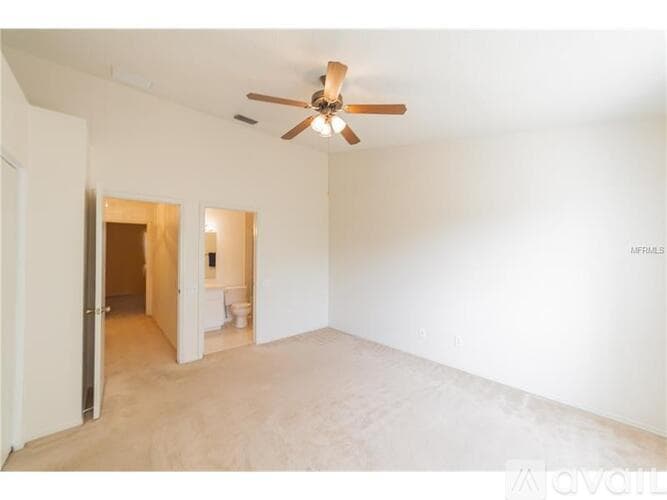 Tampa Apartment: 5920 Bayside Key Drive