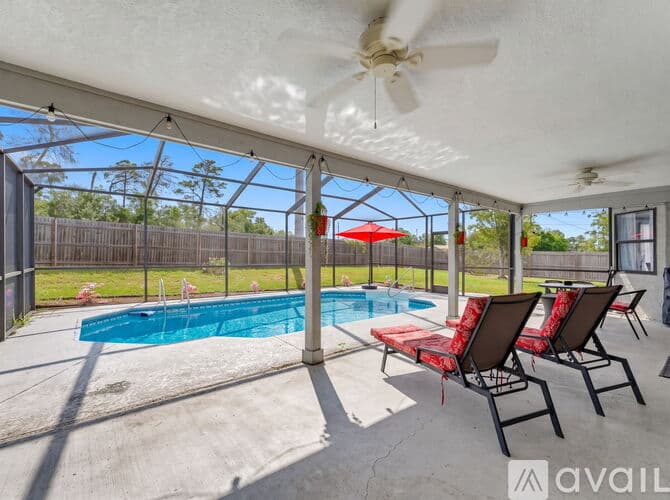 Spring Hill House: 13109 Lola Drive