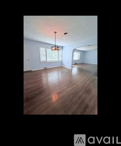 Lexington House: 2333 Southview Drive