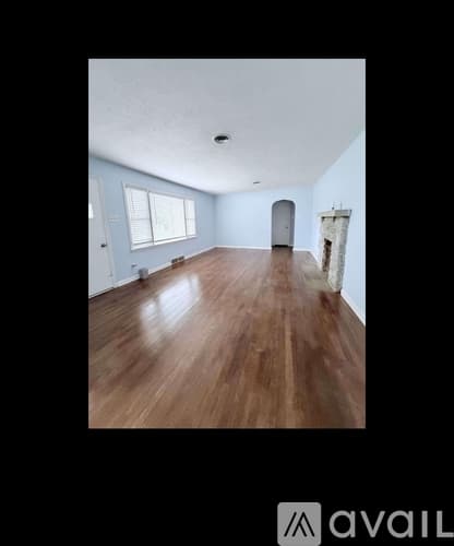 Lexington House: 2333 Southview Drive