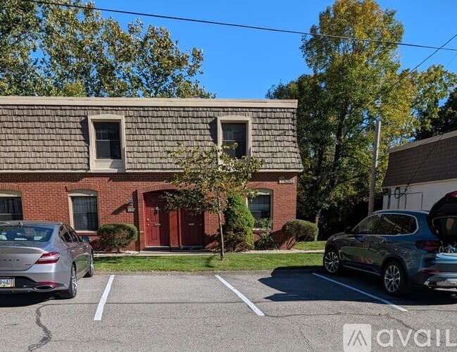 Pittsburgh House: 764 Carriage Circle