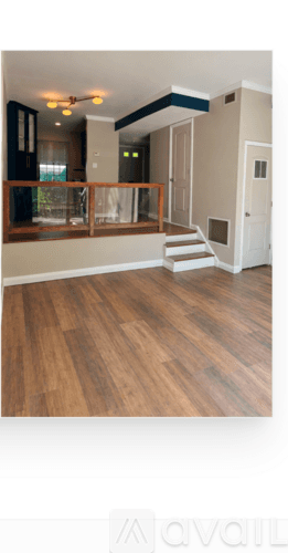 Pittsburgh House: 764 Carriage Circle