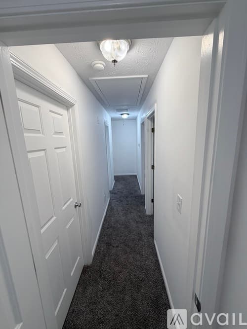 McDonough House: 6045 Flagstaf Walk