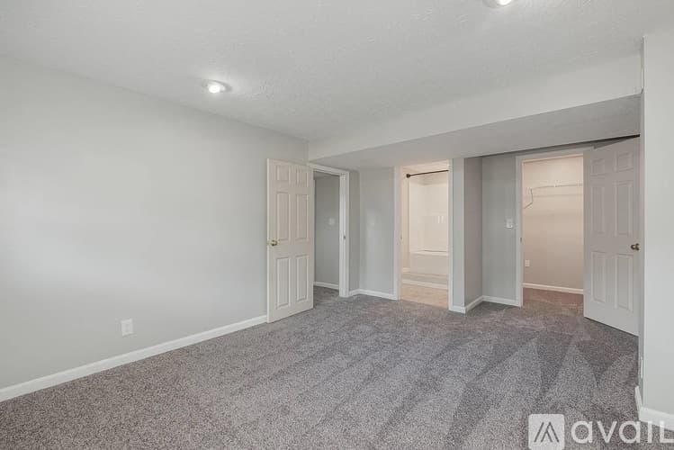 Burlington House: 7433 Sterling Springs Way