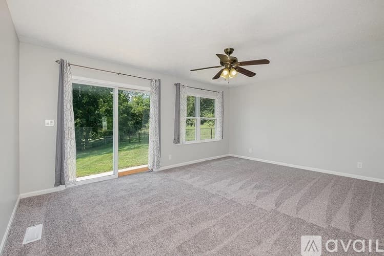 Burlington House: 7433 Sterling Springs Way