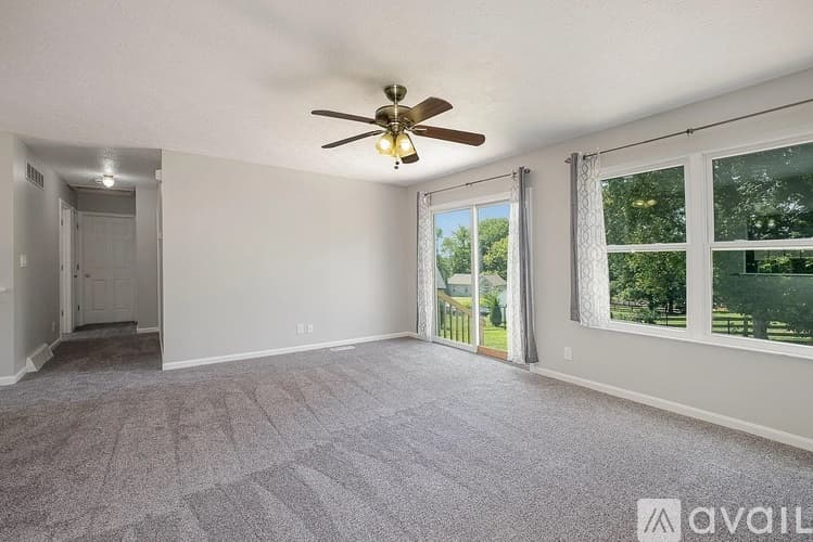 Burlington House: 7433 Sterling Springs Way