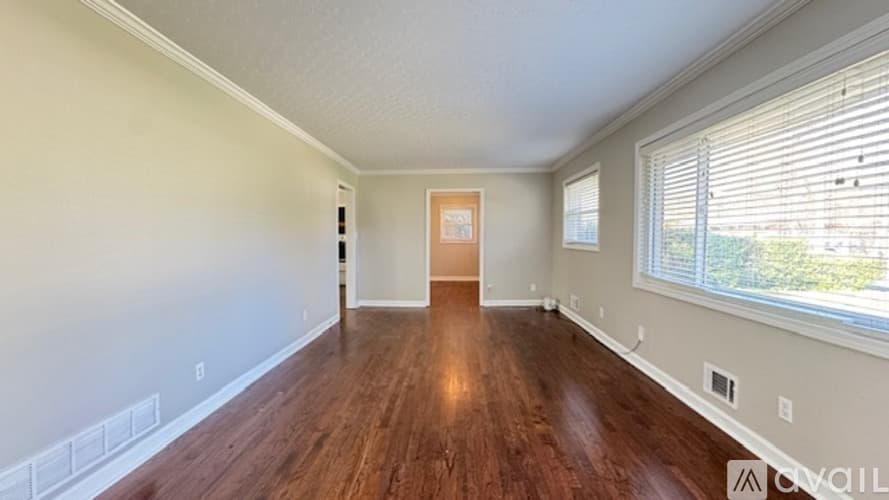 Marietta House: 552 Sybil Lane Southeast