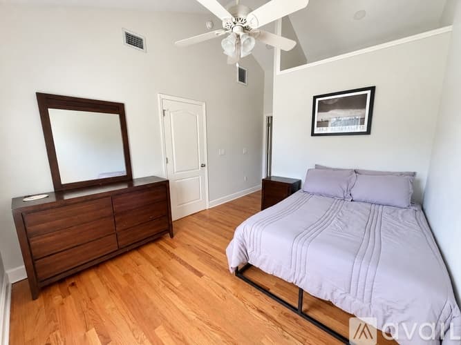 Tallahassee House: 940 Hawthorne St