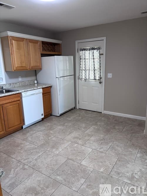 Union House: 5 Richardson Dr