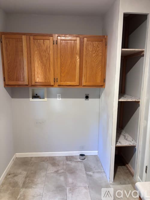 Union House: 5 Richardson Dr