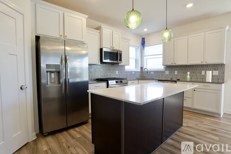 Lino Lakes House: 2080 Watermark Way