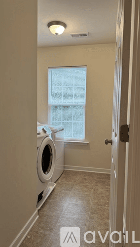 Richmond House: 8601 Sedgemoor Drive