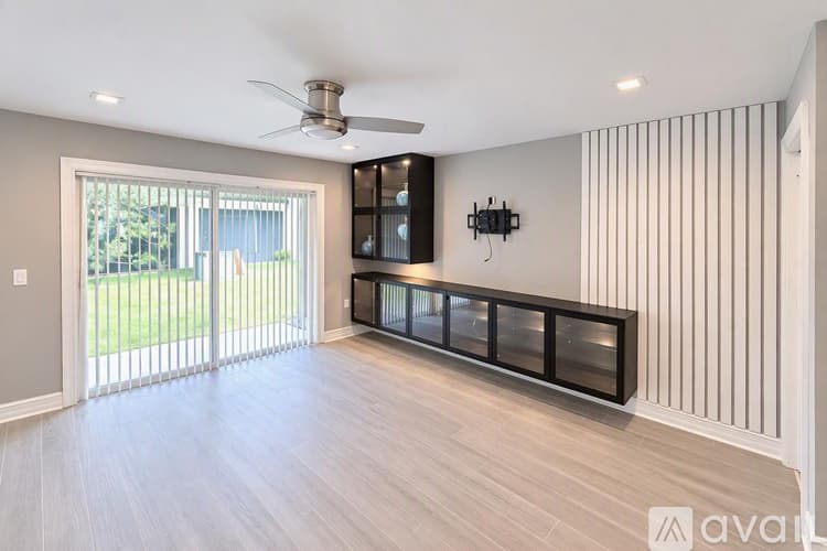 Clearwater Condo: 4215 E Bay Dr