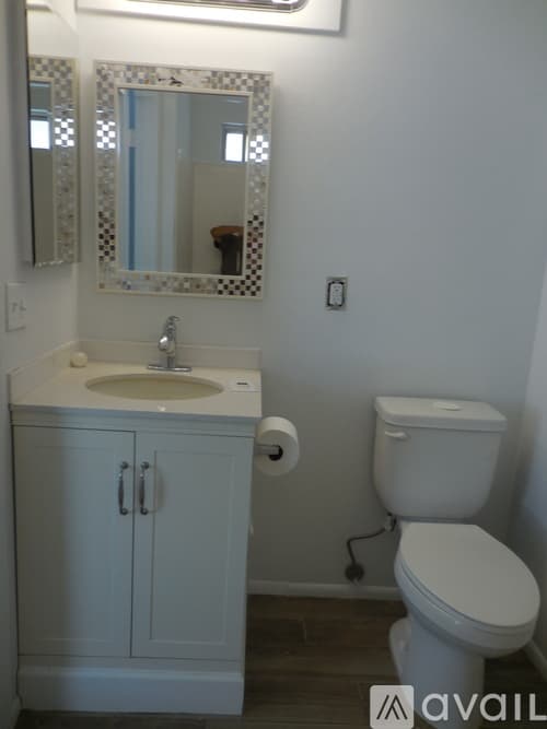 Tempe House: 1716 S Roosevelt St
