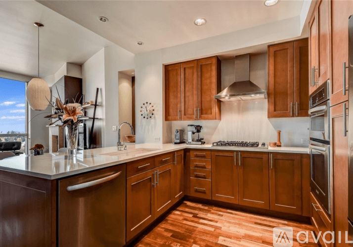 Bellevue Condo: 10610 Northeast 9th Place