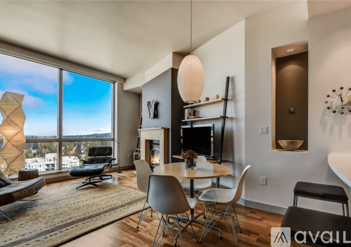 Bellevue Condo: 10610 Northeast 9th Place
