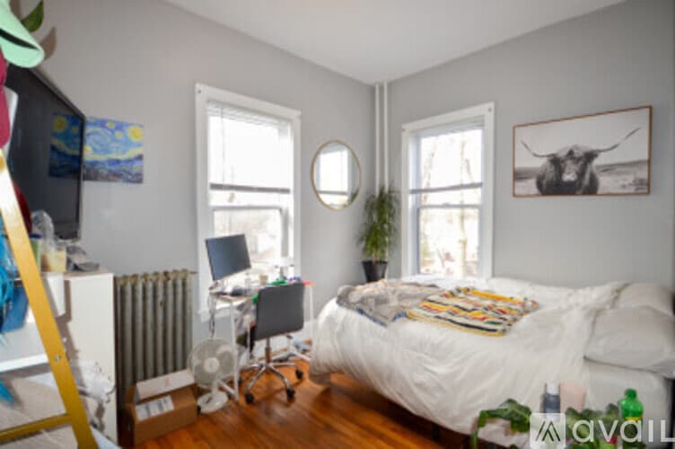 Boston Apartment: 85 Surrey St