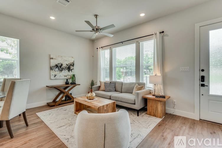 Arlington House: 505 Mission Trl 506