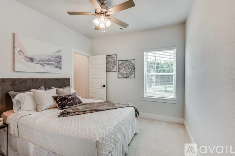 Arlington House: 505 Mission Trl 506