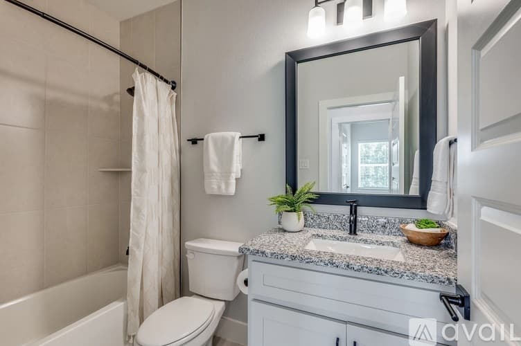 Arlington House: 505 Mission Trl 506