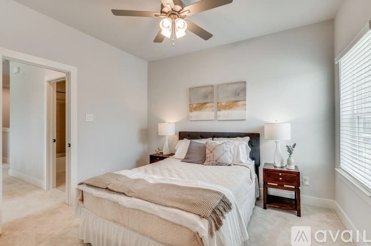 Arlington House: 505 Mission Trl 506