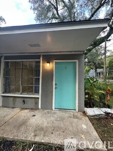 Tallahassee Apartment: 601 W 6th Ave