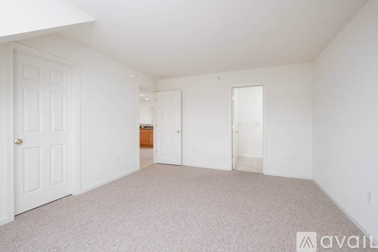 Millersville Apartment: 321 College Manor Ave