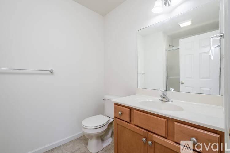 Millersville Apartment: 321 College Manor Ave