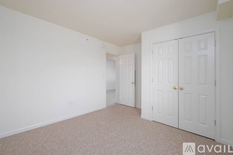 Millersville Apartment: 321 College Manor Ave