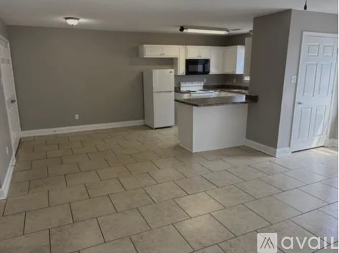 Jacksonville Apartment: 301 Clint Rd