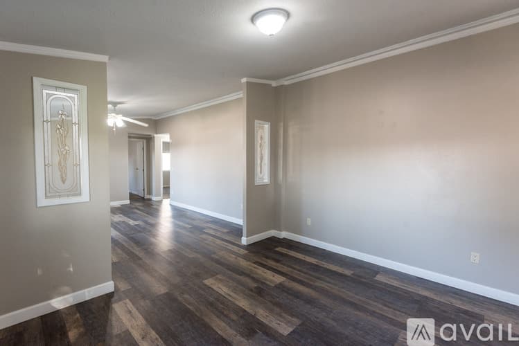 Parma Apartment: 28880 Parma Rd