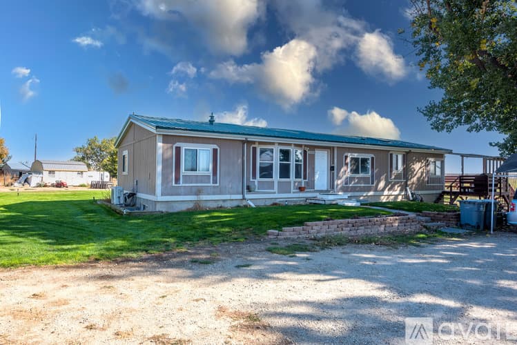 Parma Apartment: 28880 Parma Rd