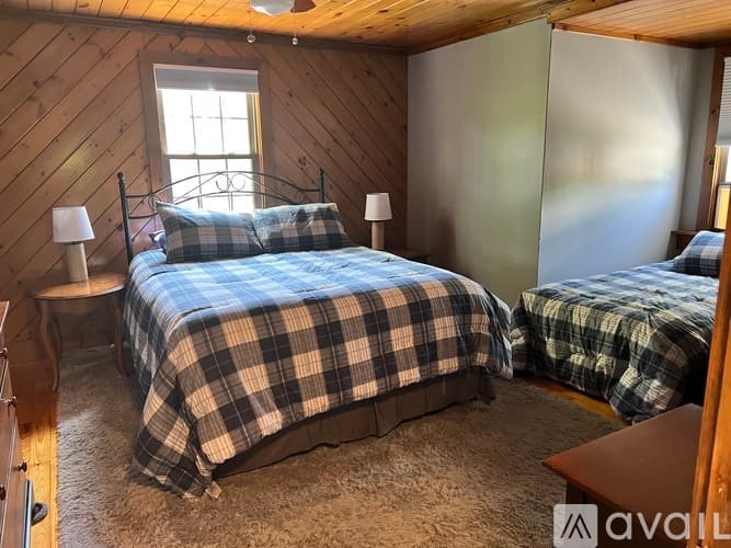 Old Orchard Beach House: 214 Temple Avenue