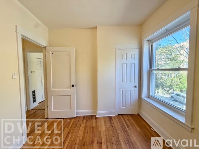 Chicago Apartment: 1524 N Kedzie Ave