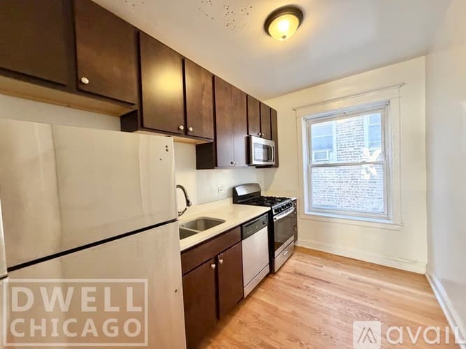 Chicago Apartment: 1524 N Kedzie Ave