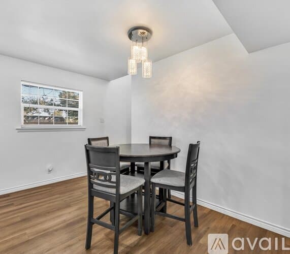Fort Worth House: 6236 Sandra Dr