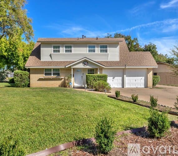Fort Worth House: 6236 Sandra Dr