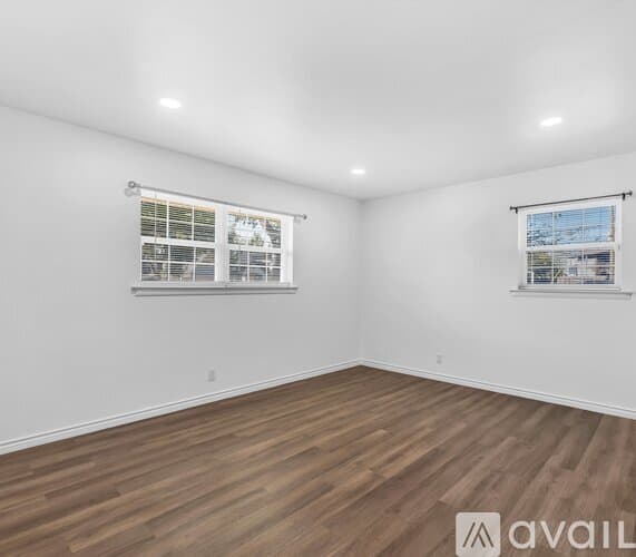 Fort Worth House: 6236 Sandra Dr