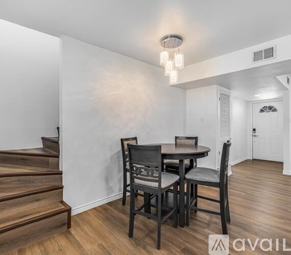 Fort Worth House: 6236 Sandra Dr