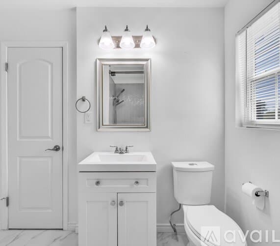 Fort Worth House: 6236 Sandra Dr