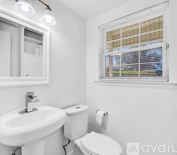 Fort Worth House: 6236 Sandra Dr