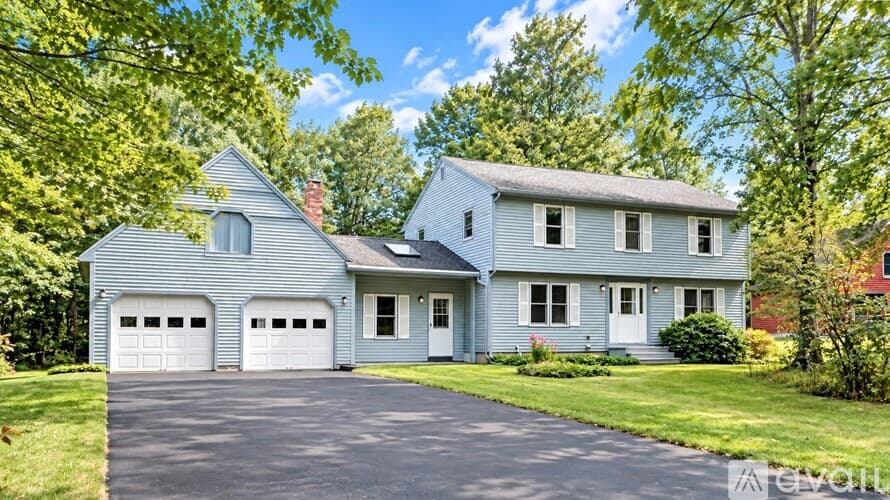 Scarborough House: 5 Iris Drive