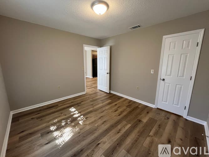 Statesboro House: 8 Southern Ct