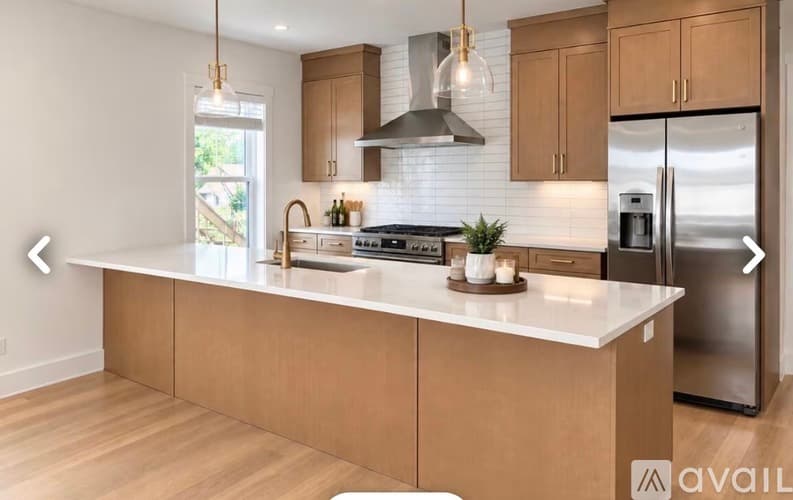 Norwalk Apartment: 16 Cottage Street
