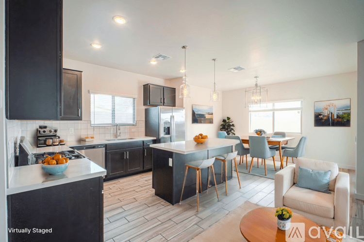 Maricopa House: 22145 North Daniel Drive