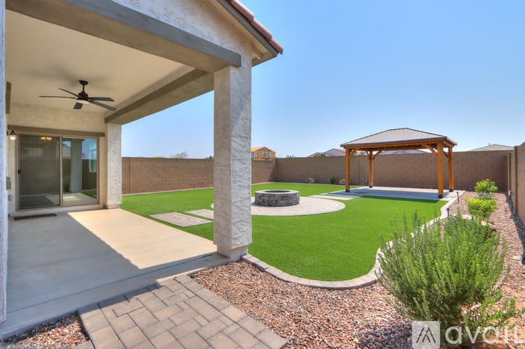 Maricopa House: 22145 North Daniel Drive
