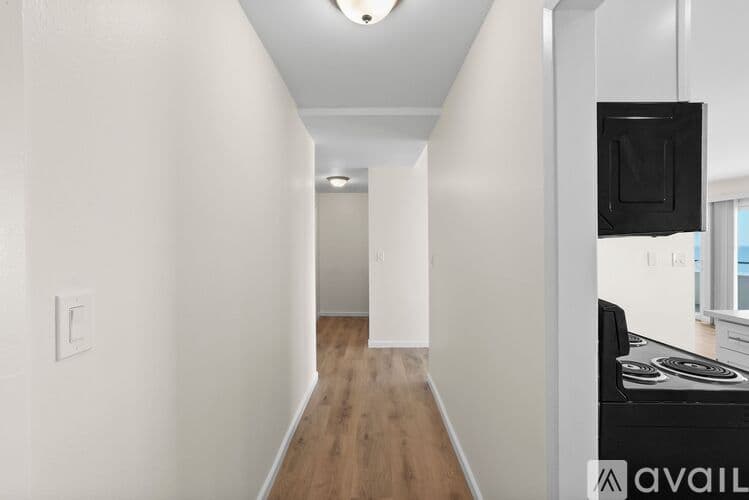Malibu Apartment: 18000 Coastline Dr