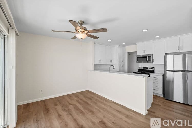 Malibu Apartment: 18000 Coastline Dr