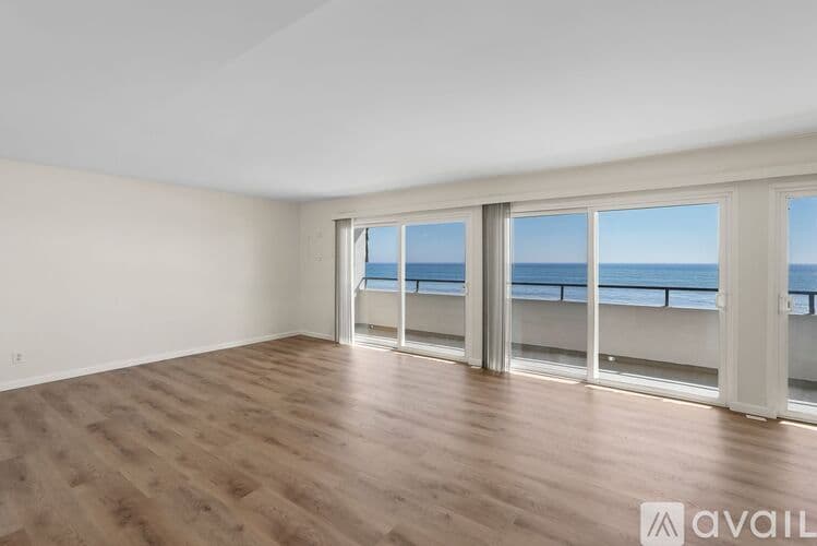 Malibu Apartment: 18000 Coastline Dr