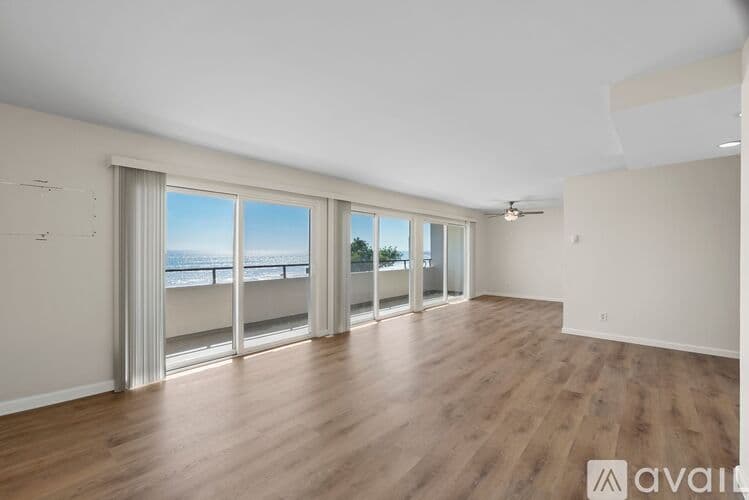 Malibu Apartment: 18000 Coastline Dr